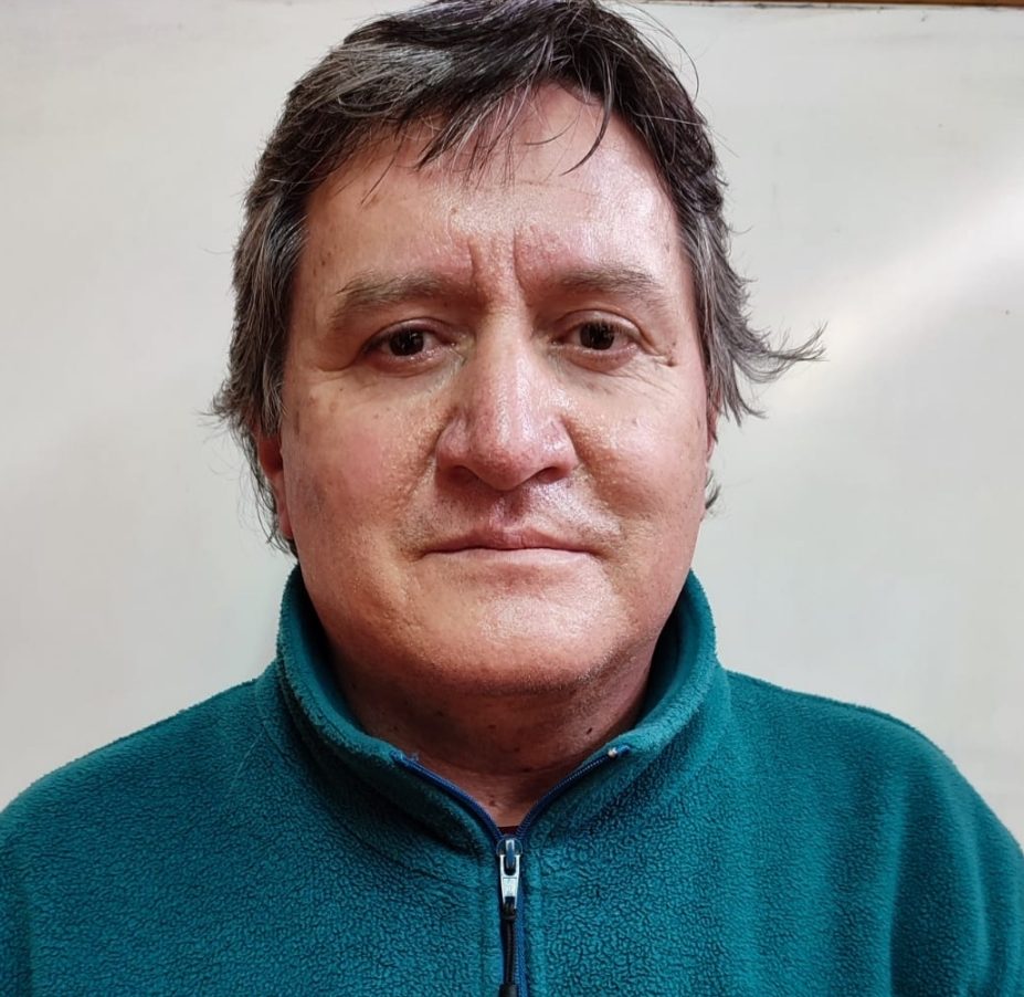 Francisco Montecinos P. - Vendedor de Repuestos - Auto Castillo