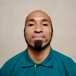 José Llaitureo - Vendedor de Repuestos - Auto Castillo