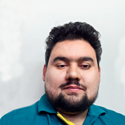 Juan Guillermo Bezzenger - Vendedor de Repuestos - Auto Castillo